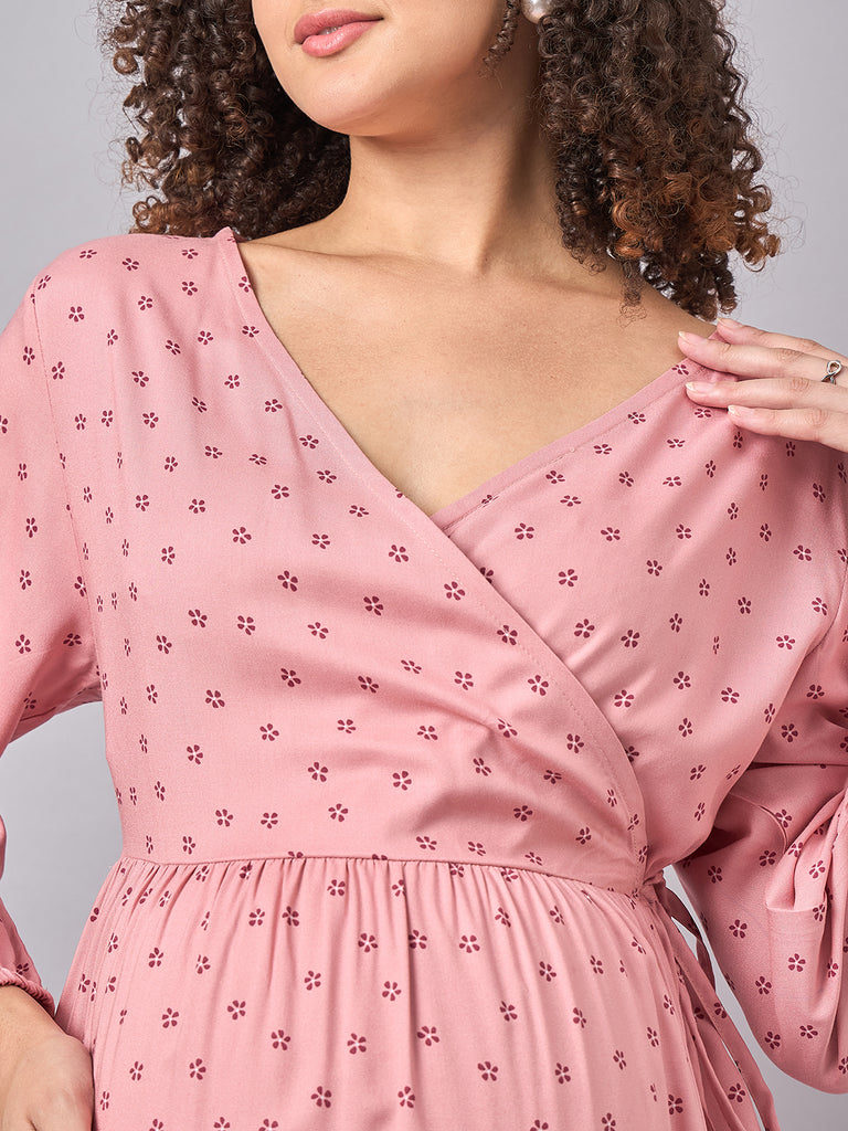 Close up Neck Profile- Pink Floral Printed Maternity and Nursing Dress