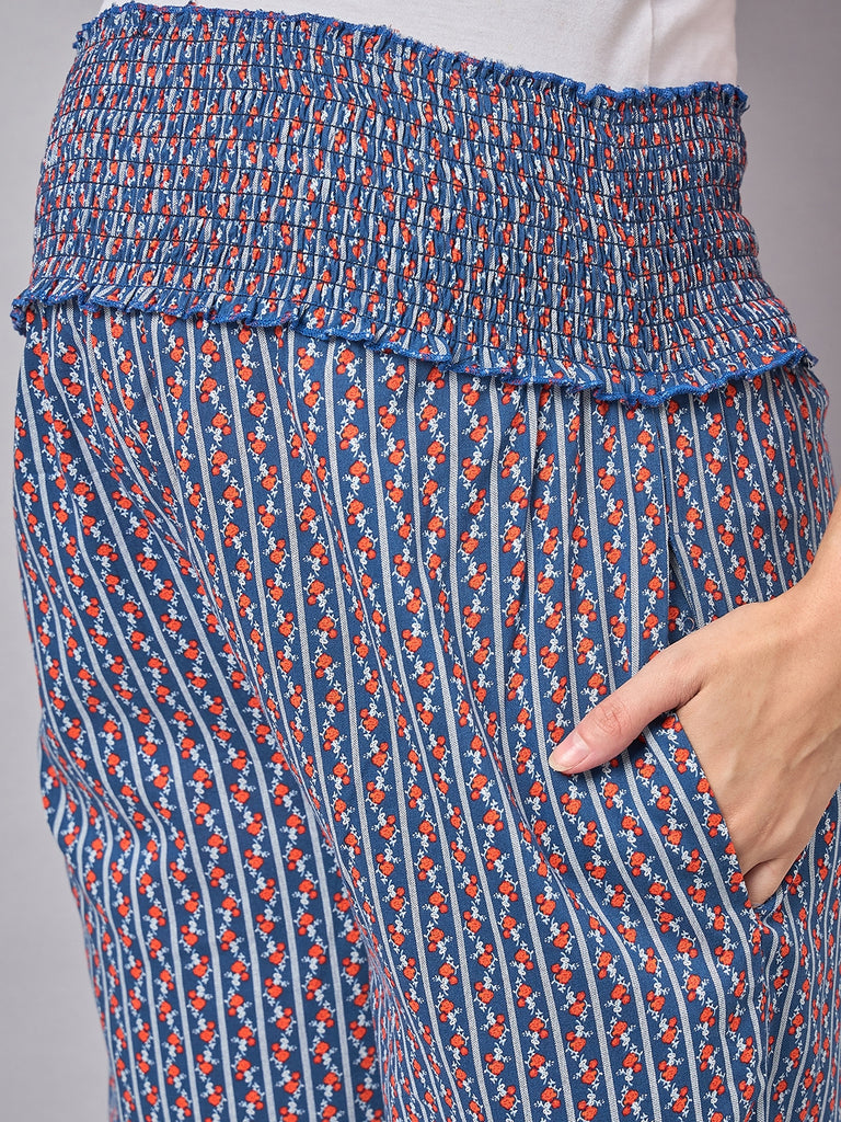 Multicoloured Printed Maternity & Nursing Kurta Set- close up 2